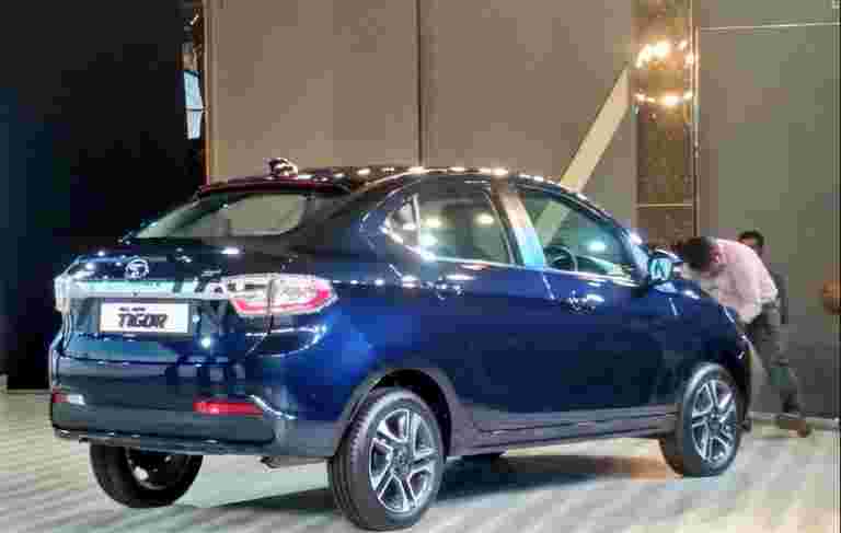 戰斗德里污染：Tata Motors與基于EV的出租車服務聯系在一起