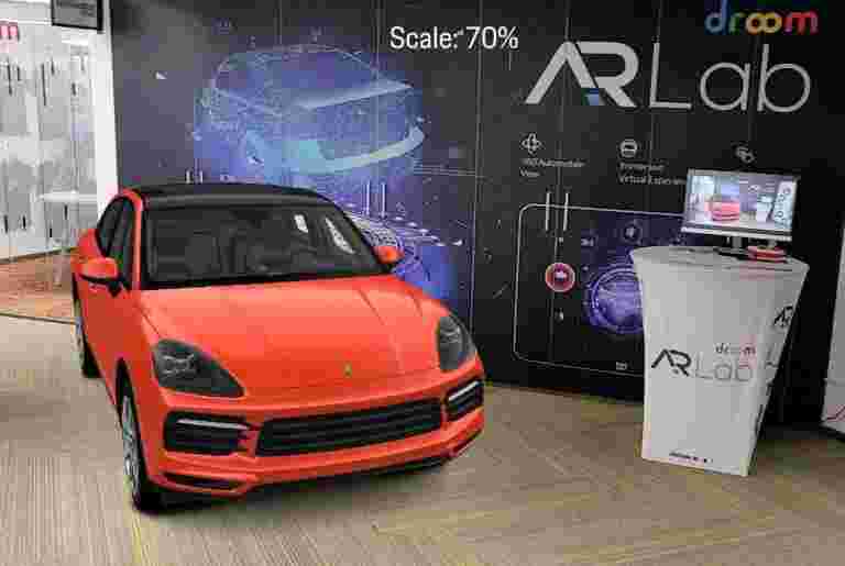 蒸發夫婦獲得VisioTab的想法，以增強客戶的車輛研究，購買經驗