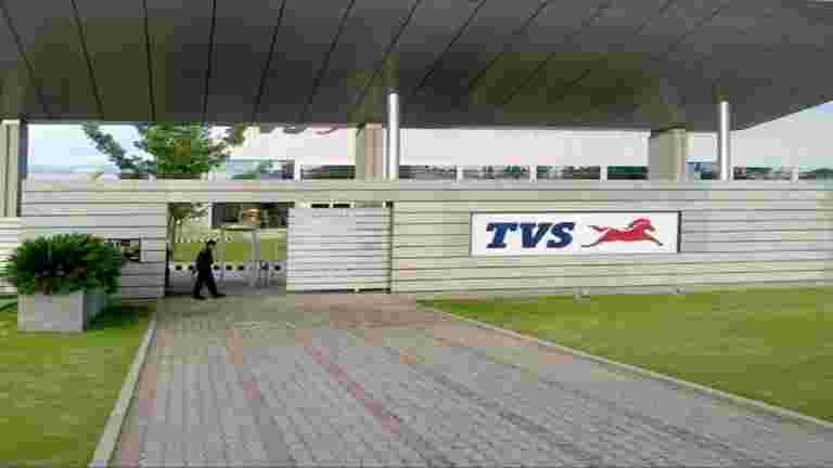 TVS Motor Partners Pilipinas Petroleum提供殼牌忠誠度卡