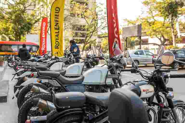 Eicher Motors的股票飆升5％，9月季度收益更好