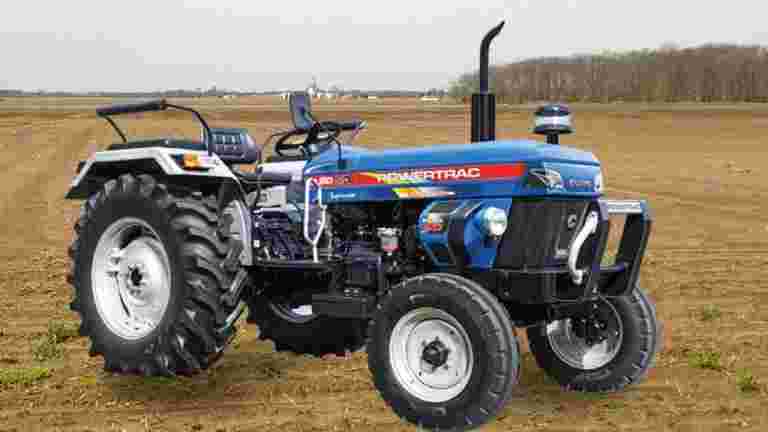 駕駛拖拉機銷售額在2月份的11,230個單位上漲30.6％