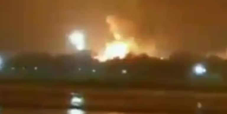 在古吉拉特斯蘇拉特的Ongc植物中爆發了巨大的火災，沒有傷亡報告