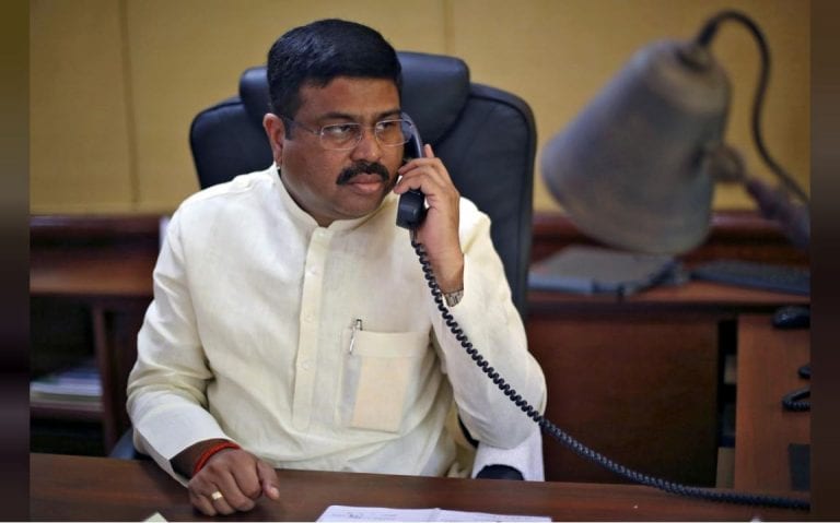 中心批準東北天然氣管道的5,560億盧比支持