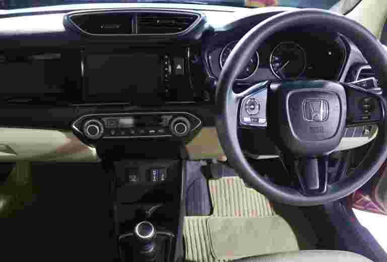 本田駕駛在amaze，wr-v和爵士的特殊版本中