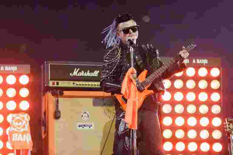 淚流滿面的杰克馬競標阿里巴巴告別與搖滾明星秀