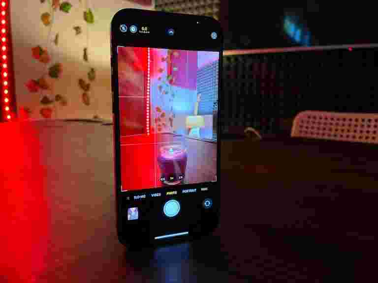 Apple iPhone 12 Pro Max評論：智能手機完美......幾乎