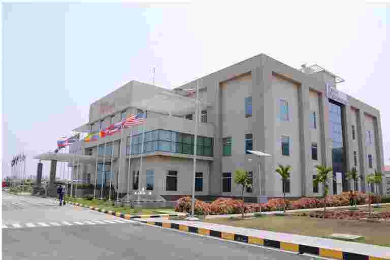 CLSA看到了15％的保證金，可為Tech Mahindra獲得可行的。保留&ldquo;購買&rdquo;呼叫