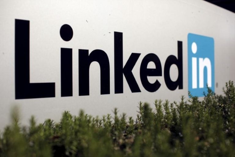 LinkedIn承認數據刮;泄露了5億個人檔案的信息
