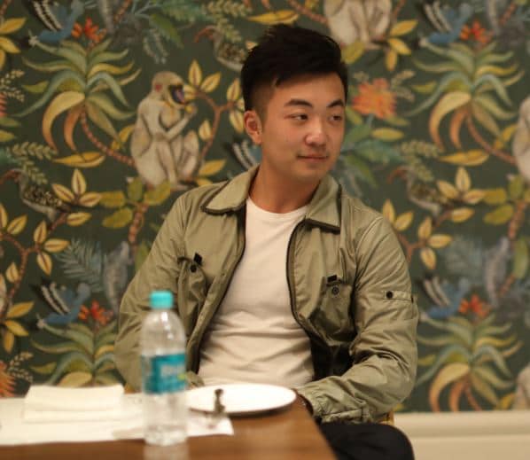 Carl Pei在斯德哥爾摩的青少年工程中沒有繩索，作為創始合作伙伴