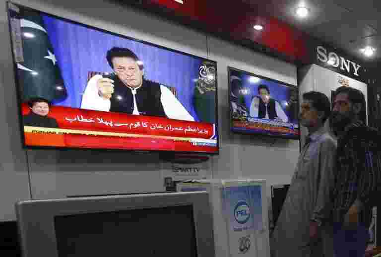 新總理伊曼汗汗承諾恢復巴基斯坦經濟