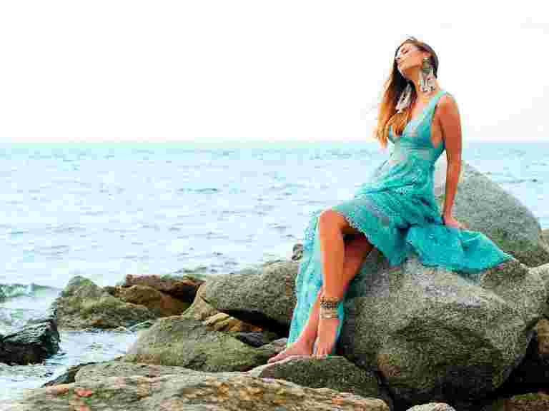 這位珠寶設計師正在為全球海岸帶來印度工藝