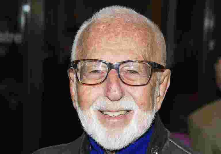 Joe Masteroff，Musical'Cabaret的故事作家'Dies