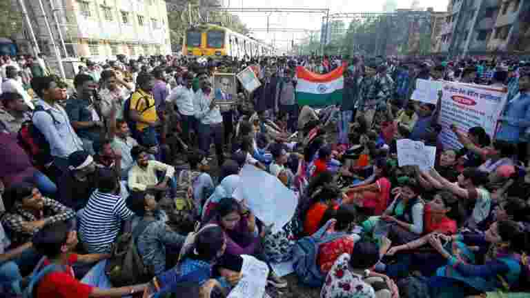 學習說，失業率，缺乏教育巨大的擔憂，研究