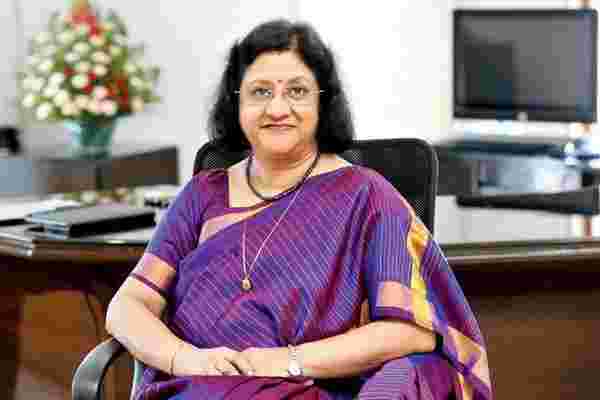 Reliance任命前SBI主席Arundhati Bhattacharya作為其他董事