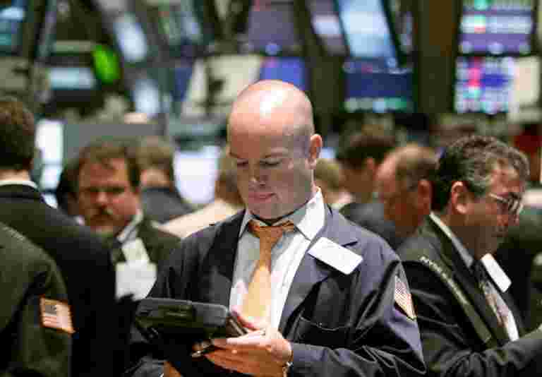 華爾街崩潰，自4月以來，標準普爾500指數以最低點結束