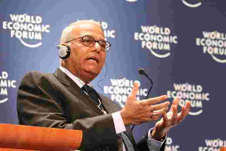 Yashwant Sinha，Arun Shourie，Prashant Bhushan在Rafale案件中向官員尋求偽證行動