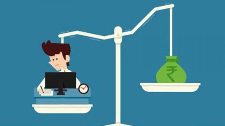 2019年預算：2019  -  20年的國防預算增加到超過3萬盧比克克朗：FM Piyush Goyal.