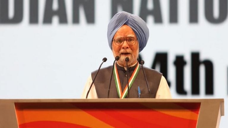 失業增長，農村債務，城市混亂使愿望青年不安：Manmohan Singh.