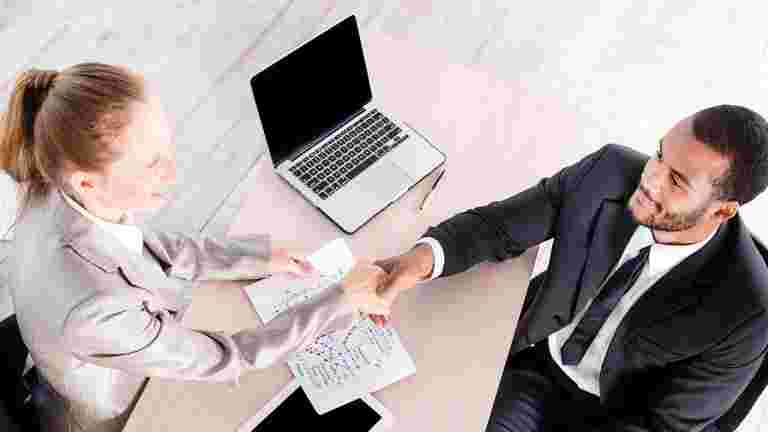 所有您需要了解對等貸款平臺的信息