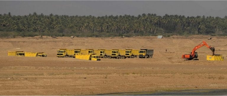 世界正在提取比它可以補充它的速度快