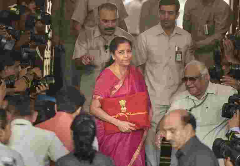 2019年聯盟預算：以下是來自FM Sitharaman的演講的10個關鍵的外賣