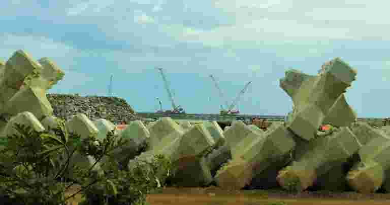 喀拉拉邦的深水海項目是環境和生計威脅嗎？