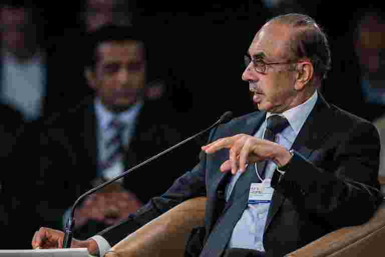 GCPL主席Adi Godrej的FY19薪酬比公司的中位數高114倍