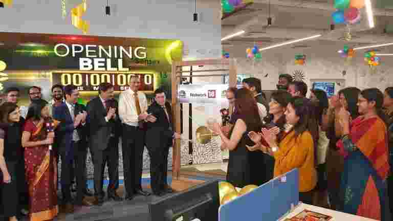 CNBC-TV18標記20年作為印度的頂級商業新聞頻道