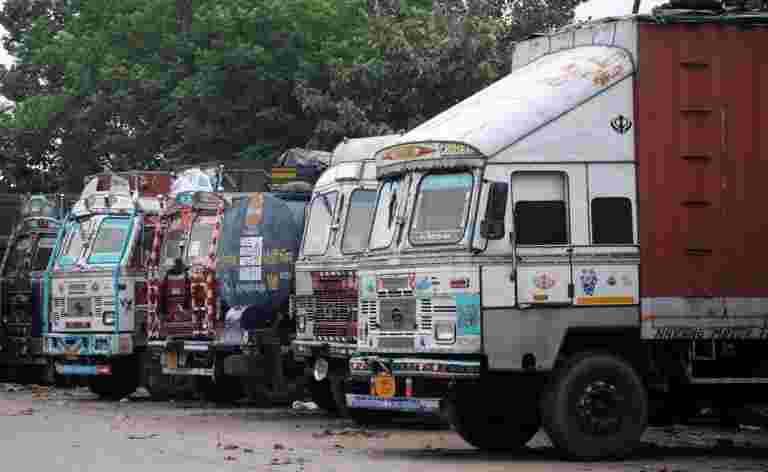 考慮到替代商務部的國家物流法的貨物法案的多模態運輸