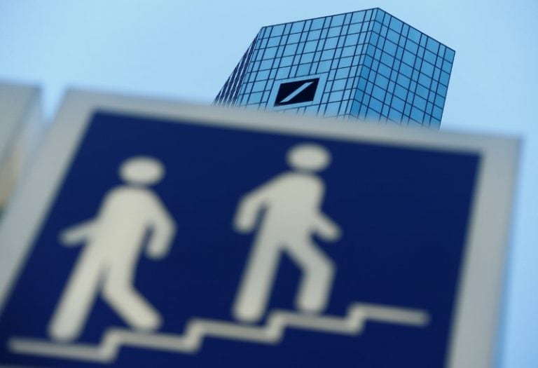 Deutsche銀行投資者通過美國壓力試驗失敗了解