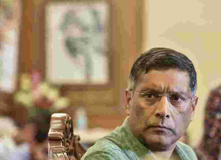 Arvind Subramanian說，允許大多數私人參與PSBS