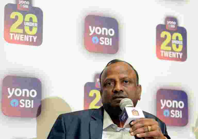 汽車工業面臨特定部門的問題，家庭貸款看到強大的增長，說SBI主席Rajnish Kumar