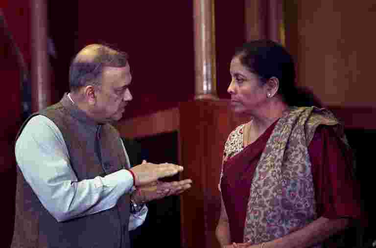 前經濟事務SED ATANU Chakraborty Tipper是下一個HDFC銀行主席